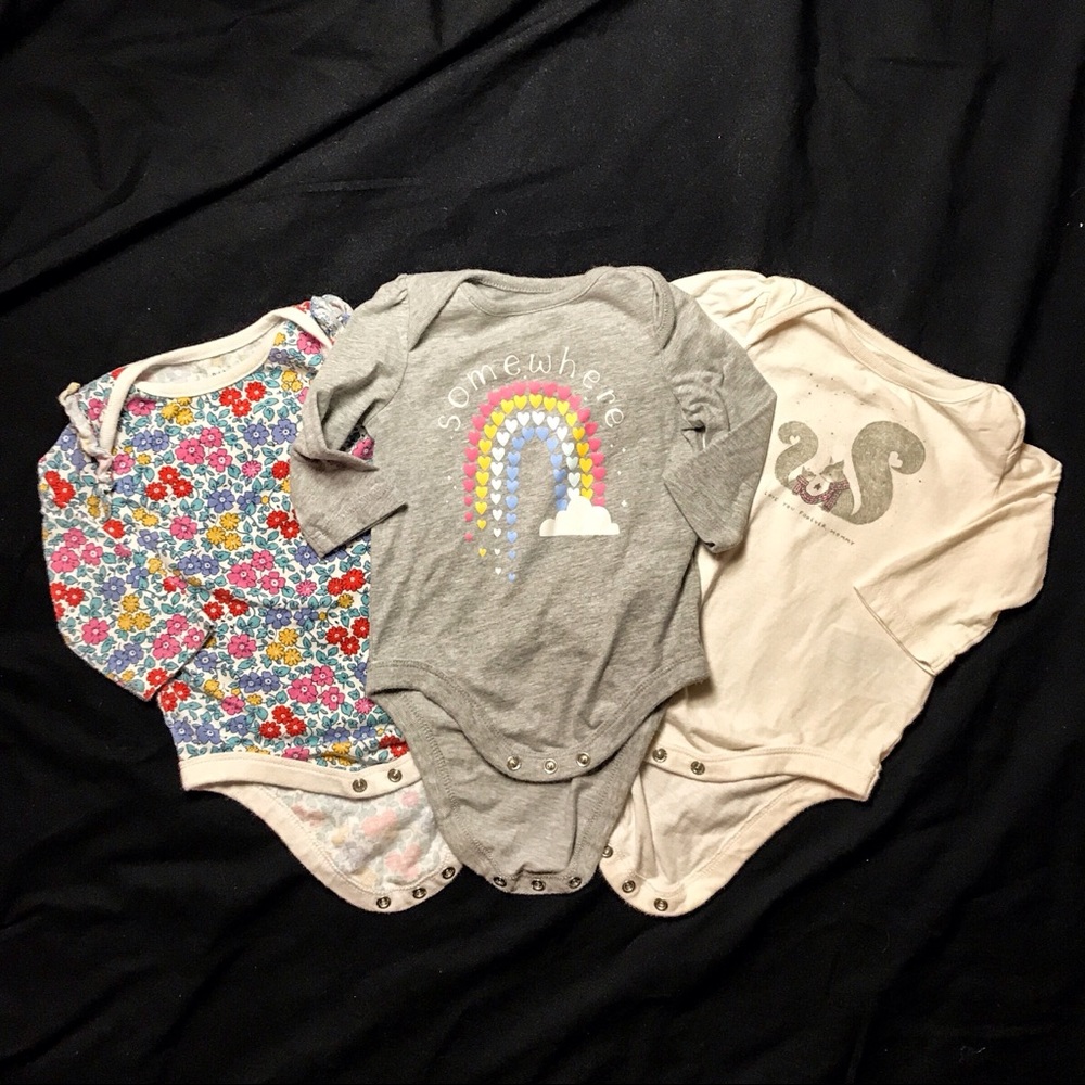 Baby gap long sleeve onesie set 3-6mos